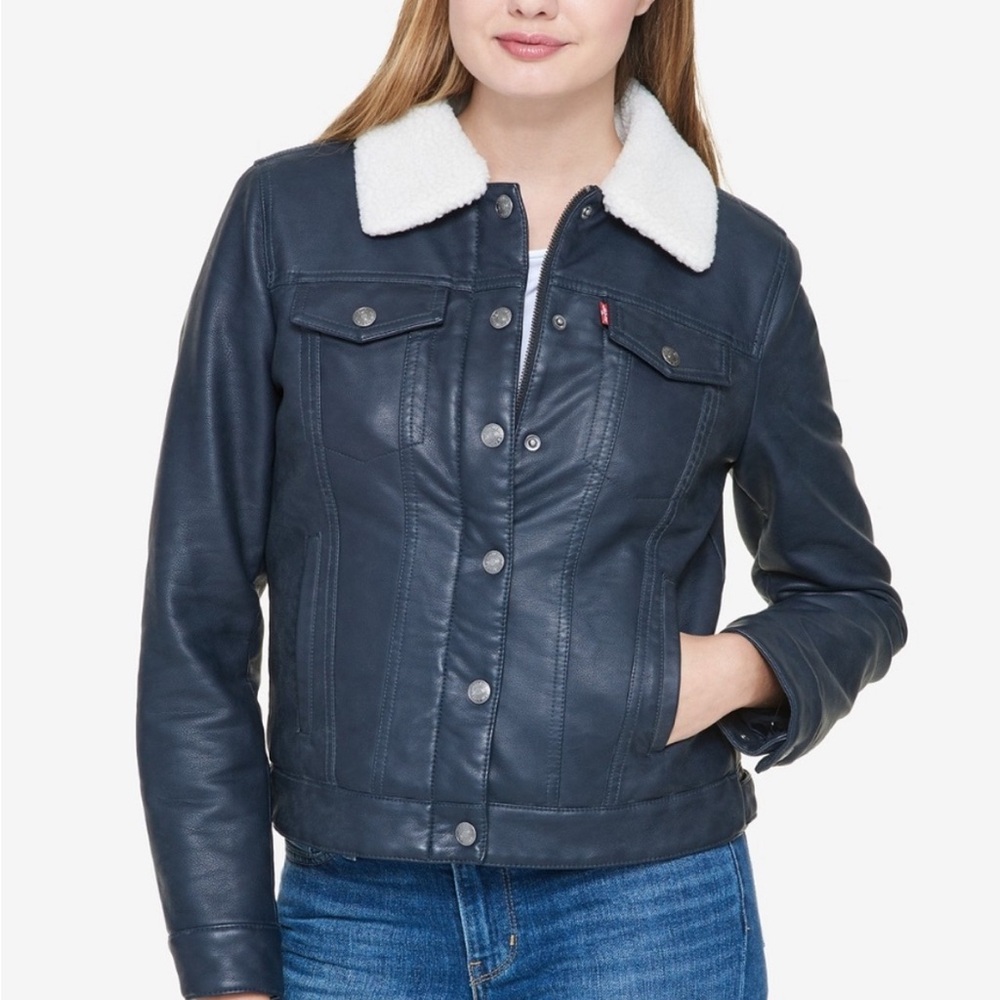 Levi's Faux Leather Sherpa Trucker Jacket in Navy Small